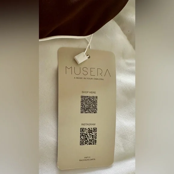 NWT Musera Brown Activewear Crop Top - Picture 8 of 8